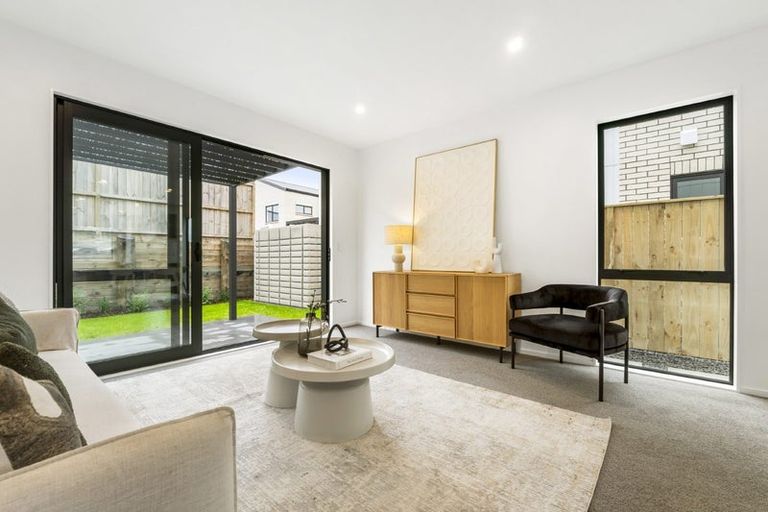 Photo of property in 40 Koura Road, Flat Bush, 2019