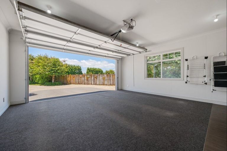 Photo of property in 112 Princess Street, Waitara, 4383