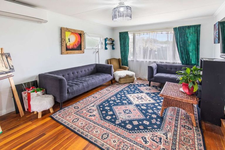 Photo of property in 45 Mclean Street, Woodville, 4920