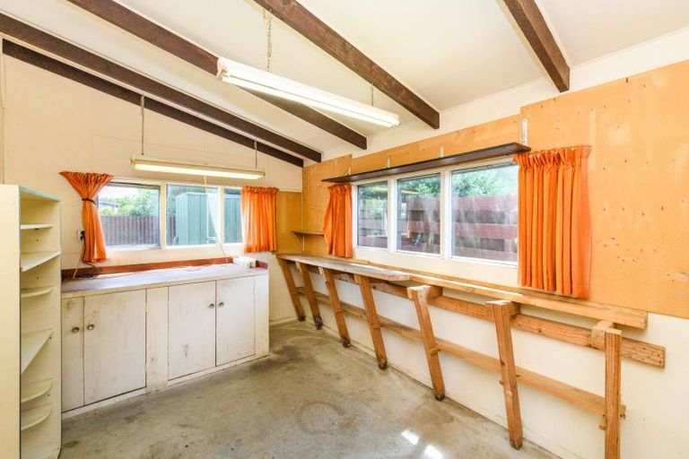 Photo of property in 32 Cedar Crescent, Feilding, 4702