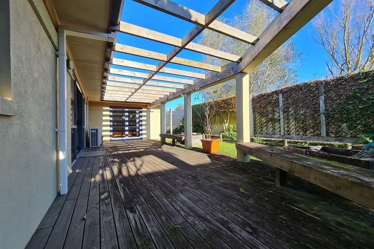 Photo of property in 21a Sandwich Road, St Andrews, Hamilton, 3200