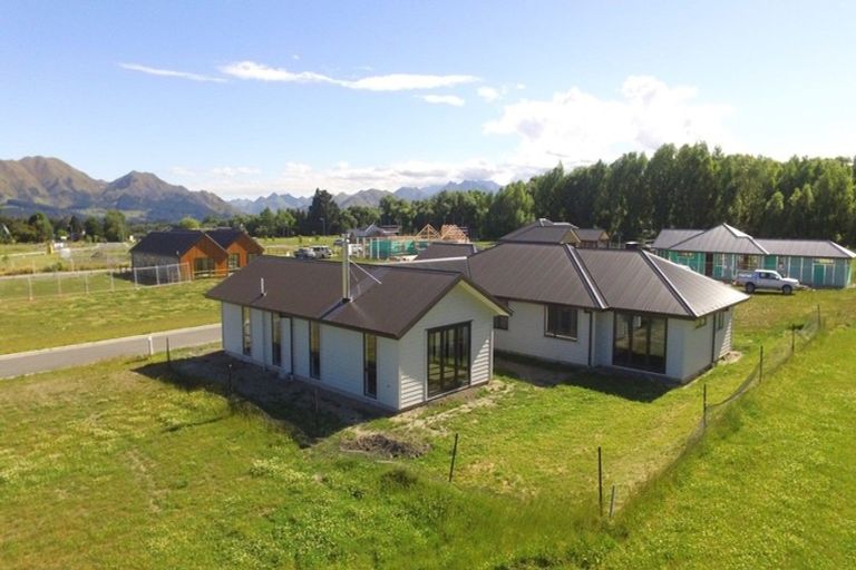 Photo of property in 2 Balfour Way, Hanmer Springs, 7334