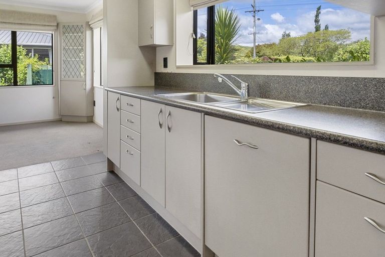 Photo of property in 4 Franklyn Close, Wakefield, 7025