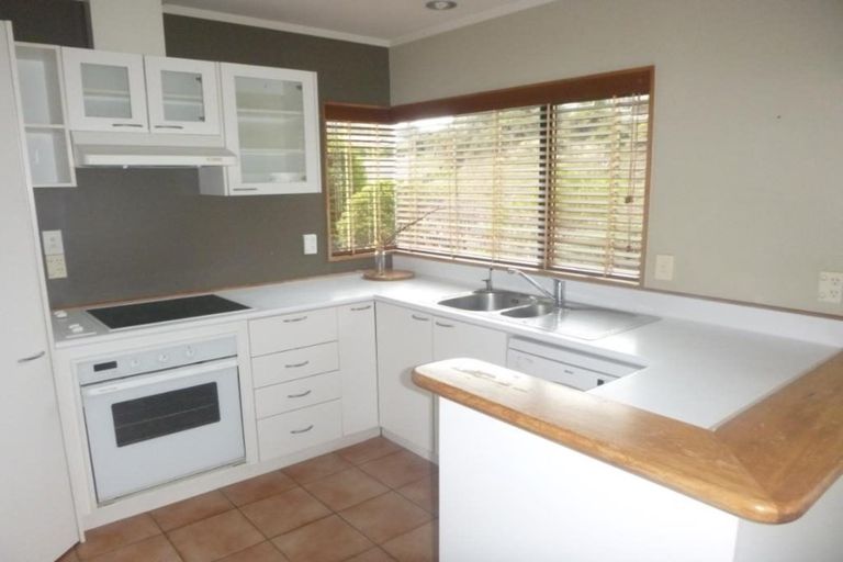 Photo of property in 97 Viewmont Drive, Harbour View, Lower Hutt, 5010