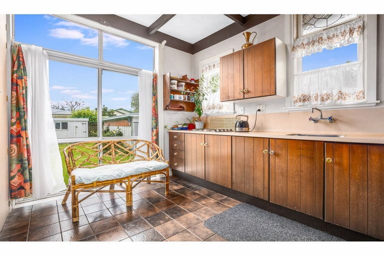 Photo of property in 21 Cudby Street, Woburn, Lower Hutt, 5011