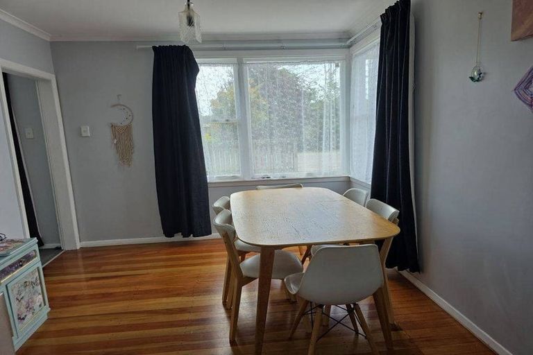 Photo of property in 2 Plimsoll Street, Carterton, 5713