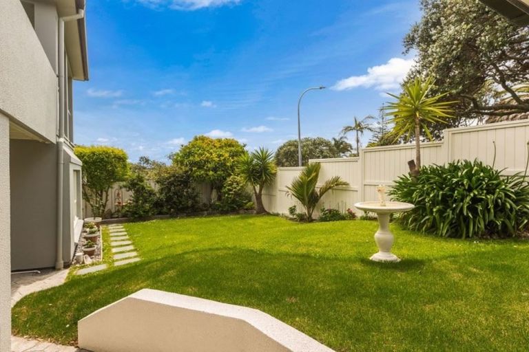 Photo of property in 1 Kowhai Road, Mairangi Bay, Auckland, 0630