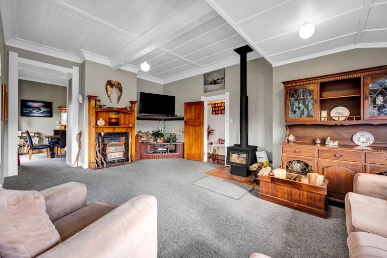 Photo of property in 20 Douglas Street, Hawera, 4610