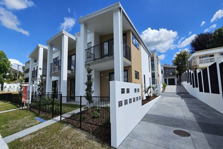 Photo of property in 1 Memorial Way, Tauranga, 3110