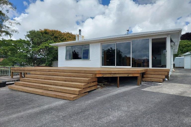 Photo of property in 8a Mahoe Street, Inglewood, 4330