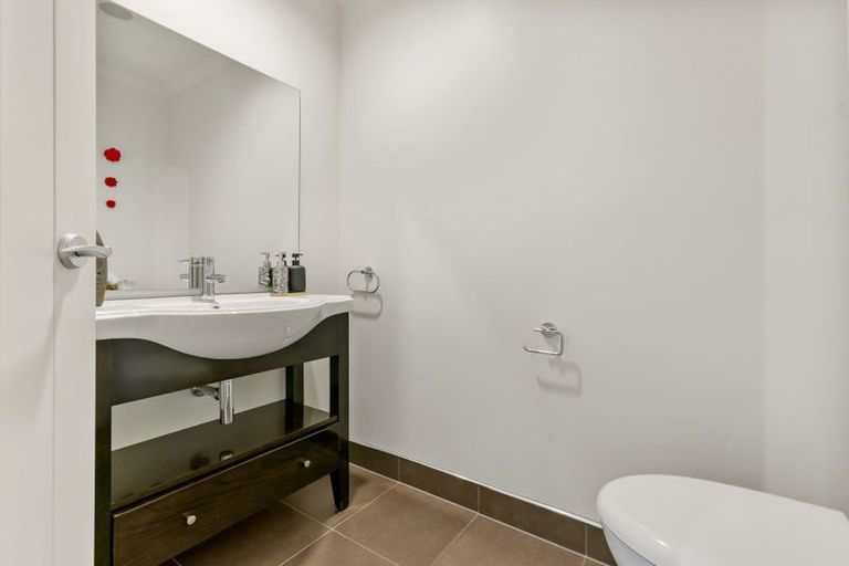 Photo of property in 25 Leafield Crescent, Henderson, Auckland, 0612