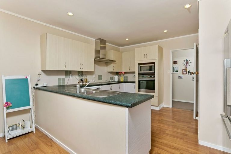 Photo of property in 223 Glamorgan Drive, Torbay, Auckland, 0630