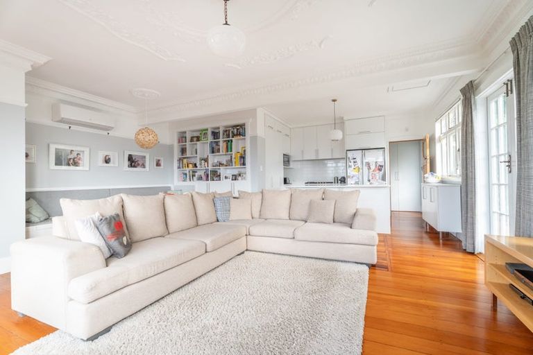 Photo of property in 7 Ingestre Street, Vogeltown, Wellington, 6021