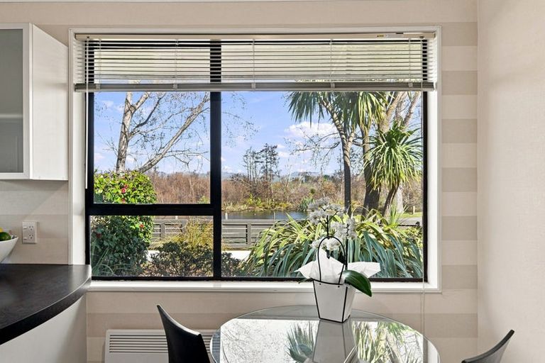 Photo of property in 1/126 Lake Terrace Road, Burwood, Christchurch, 8061