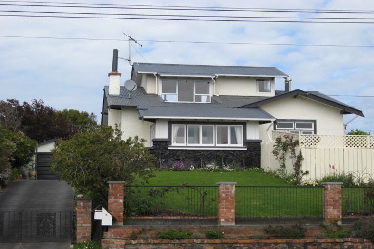 Photo of property in 15 Kawatiri Avenue, Gonville, Whanganui, 4501
