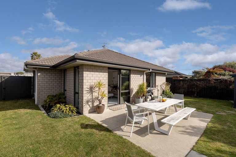 Photo of property in 61 Twin Oak Avenue, Papamoa Beach, Papamoa, 3118