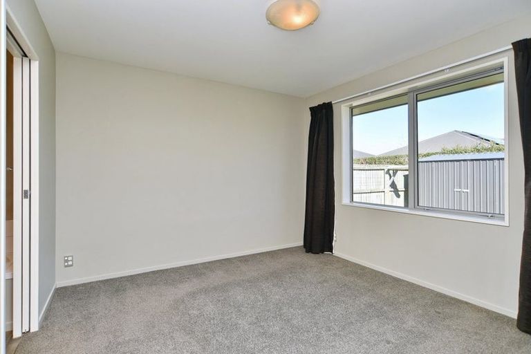 Photo of property in 9 Maple Place, Rangiora, 7400