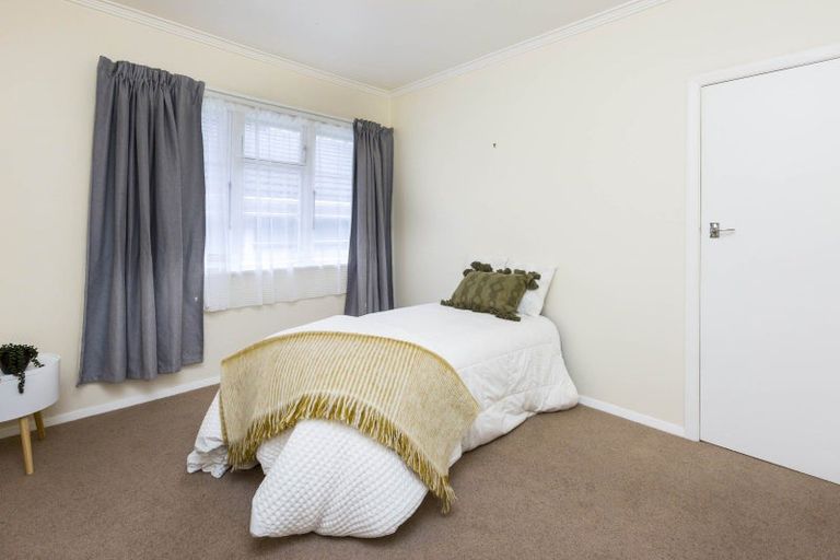 Photo of property in 1022 Fergusson Drive, Clouston Park, Upper Hutt, 5018