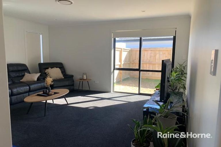 Photo of property in 213 Te Okuroa Drive, Papamoa, 3118