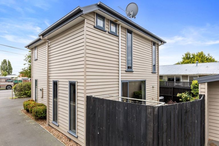 Photo of property in 500a Barbadoes Street, Edgeware, Christchurch, 8013