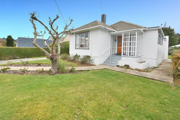 Photo of property in 42 Balmain Street, Halfway Bush, Dunedin, 9010