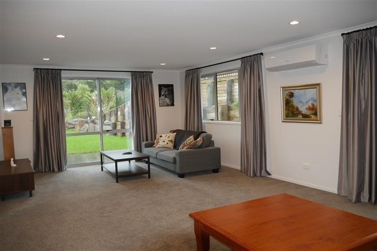 Photo of property in 12 Tieke Place, Horahora, Whangarei, 0110