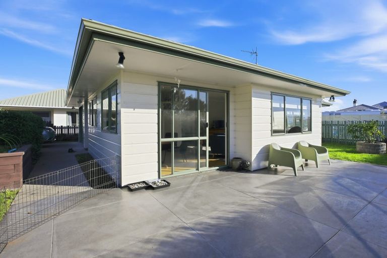 Photo of property in 16a Railway Street, Paeroa, 3600