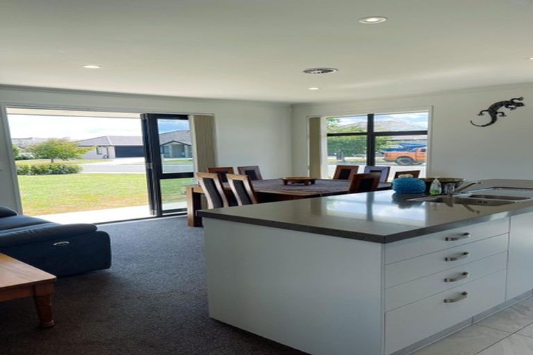 Photo of property in 14 Awanui Avenue, Te Kauwhata, 3710