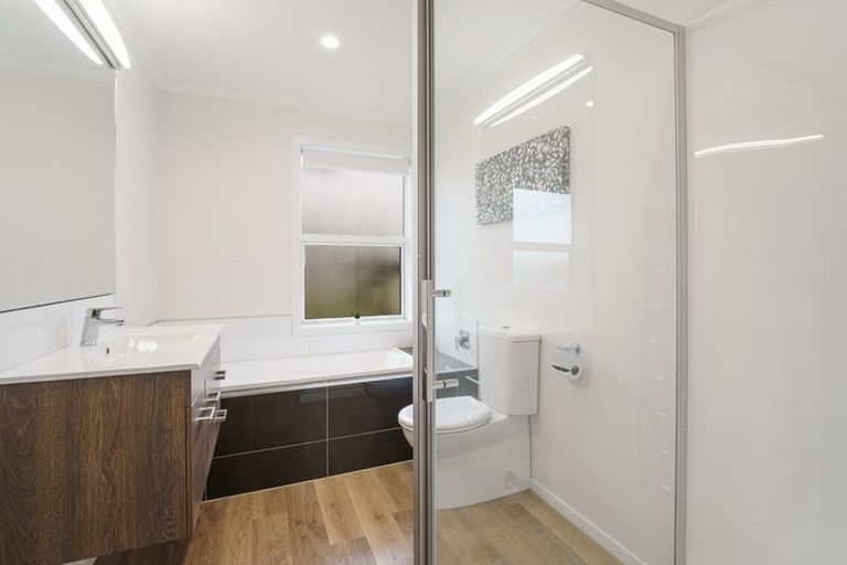 Photo of property in 71 Waipunahau Road, Waikanae, 5036