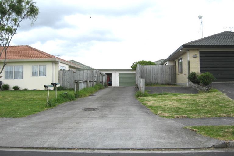 Photo of property in 10a Margarita Rise, Pukekohe, 2120
