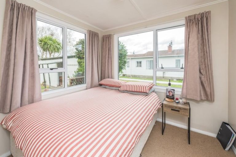 Photo of property in 24 Balgownie Avenue, Gonville, Whanganui, 4501