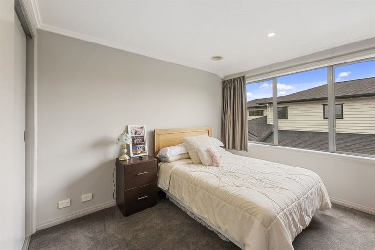 Photo of property in 22 Dawood Place, The Gardens, Auckland, 2105