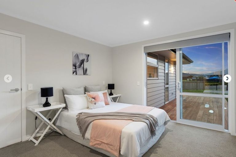 Photo of property in 1 Saddlers Way, Papamoa, 3118