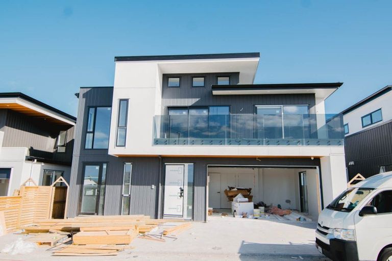 Photo of property in 216 Vaughans Road, Long Bay, Albany, 0792