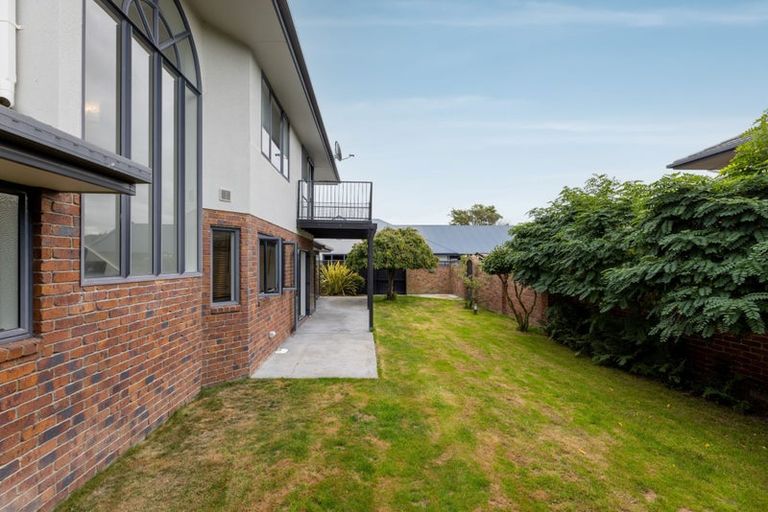 Photo of property in 24a Rue De La Mare, Parklands, Christchurch, 8083