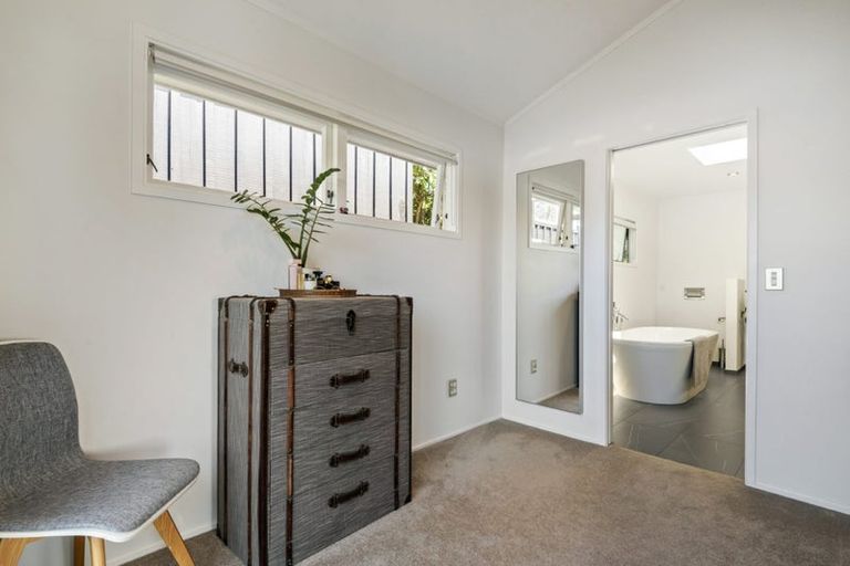 Photo of property in 2 Manurere Avenue, Takapuna, Auckland, 0622