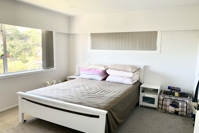 Photo of property in 49 Mayfair Crescent, Mairangi Bay, Auckland, 0630