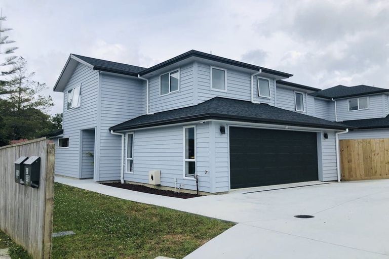 Photo of property in 31 Devonshire Road, Unsworth Heights, Auckland, 0632