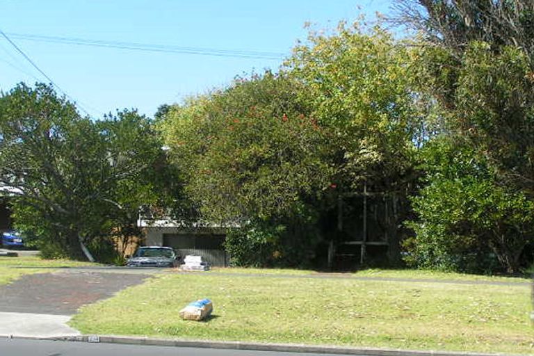 Photo of property in 239 Forrest Hill Road, Forrest Hill, Auckland, 0620