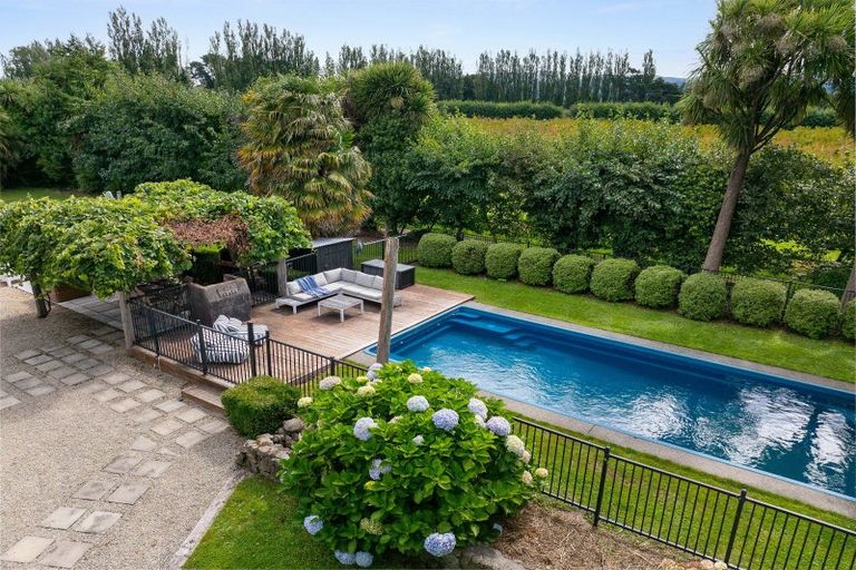 Photo of property in 2481 State Highway 2, Ahikouka, Greytown, 5794