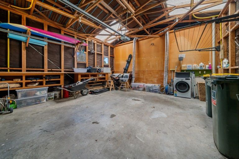 Photo of property in 13 Honnor Place, Hurdon, New Plymouth, 4310