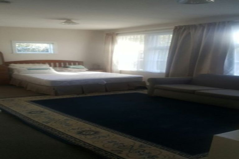 Photo of property in 10 Coopers Road, Dallington, Christchurch, 8061