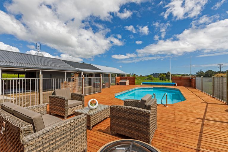 Photo of property in 515 Whitehills Road, Waitoki, Silverdale, 0994