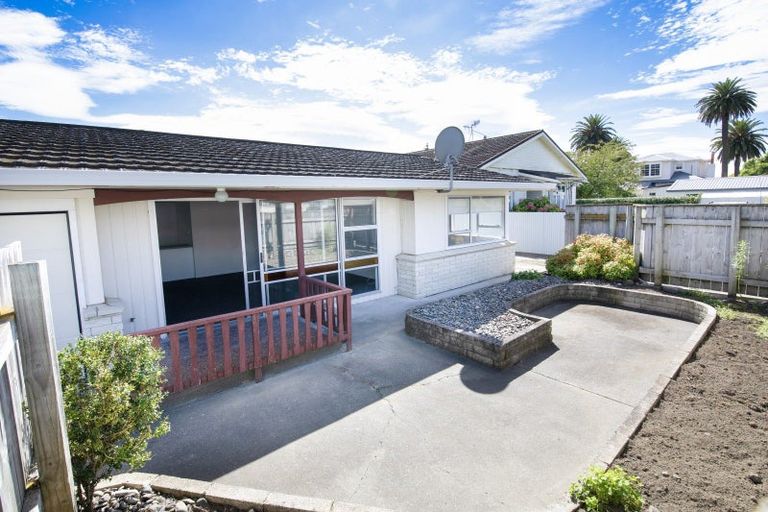 Photo of property in 1/33 Latham Street, Napier South, Napier, 4110