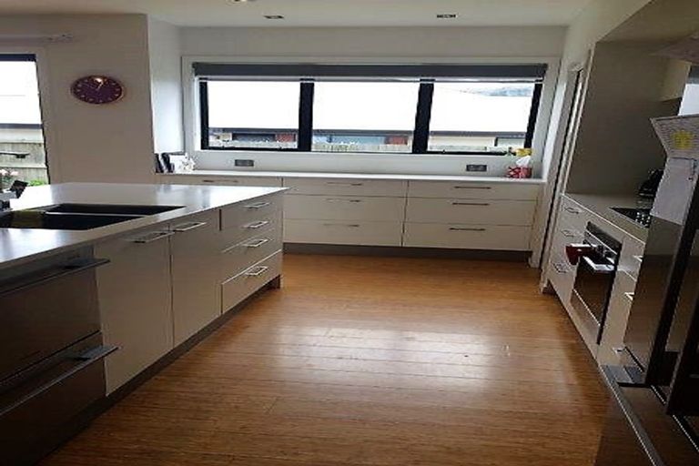 Photo of property in 9 Centre Crescent, Wanaka, 9305