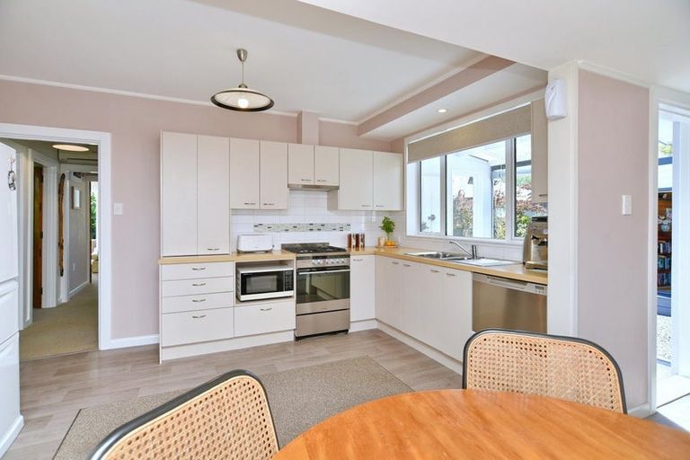 Photo of property in 415 High Street, Rangiora, 7400