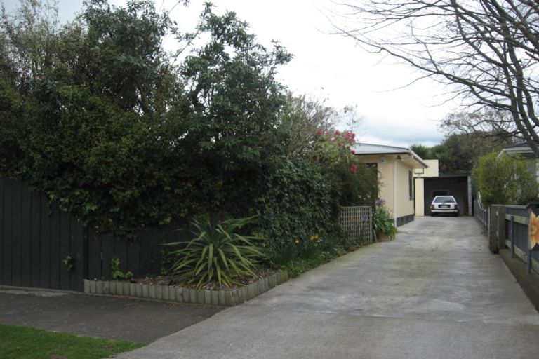 Photo of property in 69 Keeling Street, West End, Palmerston North, 4412
