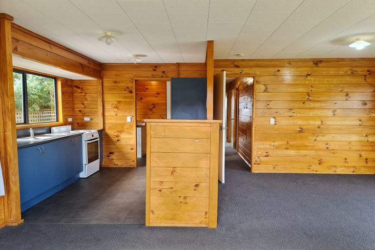 Photo of property in 142 Arawhata Road, Paraparaumu, 5032