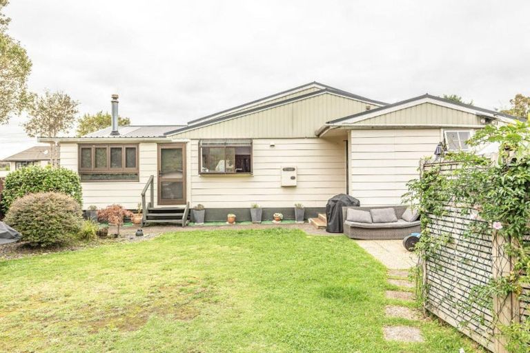 Photo of property in 5 Caversham Road, Westmere, Whanganui, 4501