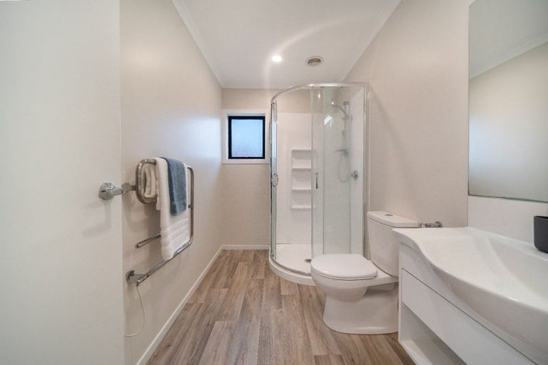 Photo of property in 2/9 Heath Street, Saint Andrews, Hamilton, 3200